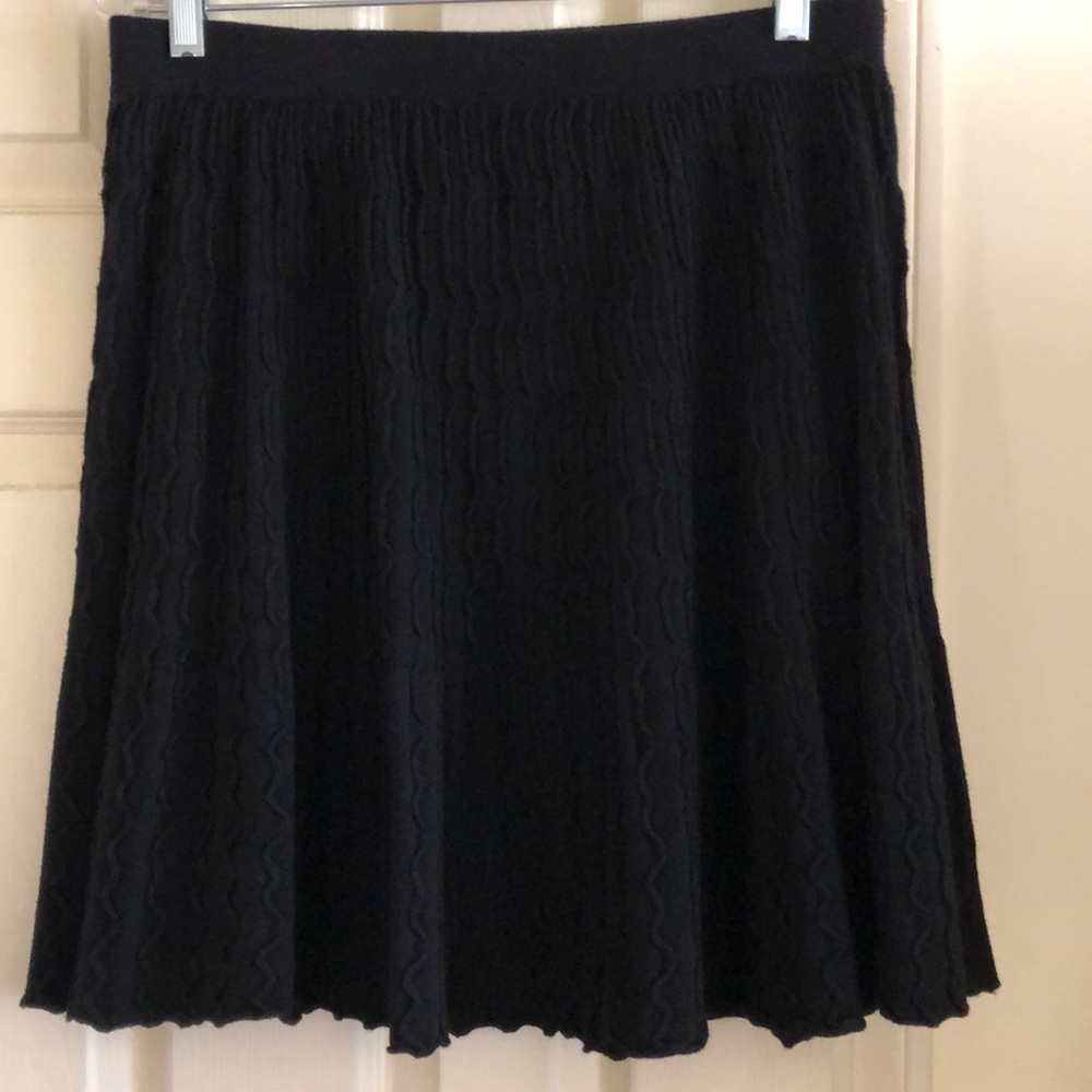 Will Smith stretch knit flared black skirt, size M NWT